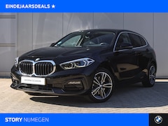 BMW 1-serie - 118i Executive Sport Line Automaat / Sportstoelen / LED / Airconditioning / Cruise Control