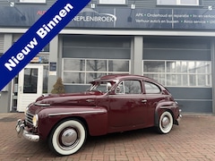 Volvo PV444 - DS Bj 1953 Unieke B14 Split Window Original met ronde ramen km 64.000
