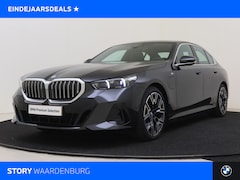 BMW 5-serie - 530e M Sport Automaat / Panoramadak / Stoelventilatie / Parking Assistant Professional / C