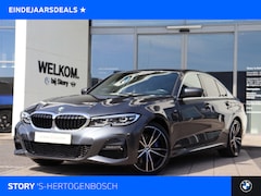 BMW 3-serie - 330e eDrive High Executive M Sport Automaat / Sportstoelen / Achteruitrijcamera / LED / He