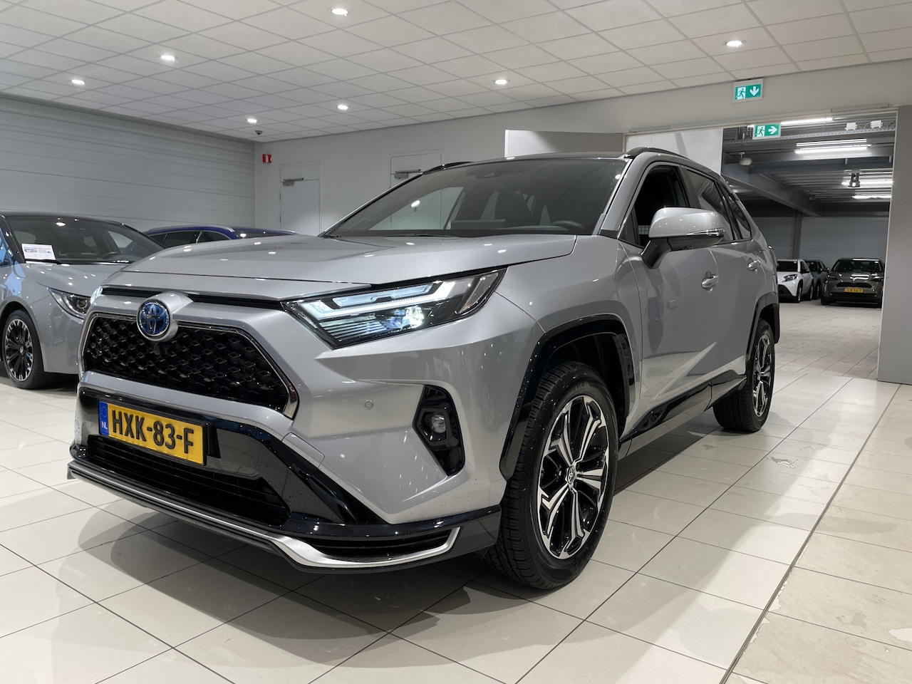 Toyota RAV4 - 2.5 Plug-in Hybrid AWD Limited Edition 2.5 Plug-in Hybrid AWD Limited Edition - AutoWereld.nl