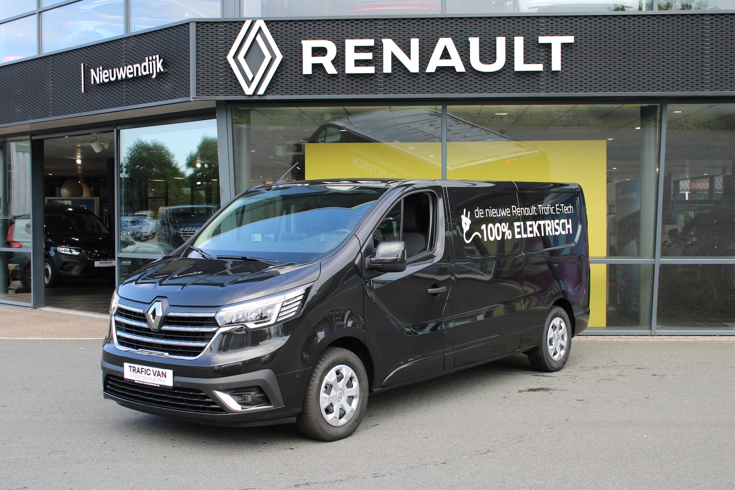 Renault Trafic - Comfort - Gesloten Bestel | Airconditioning | C-Shape LED dagrijverlichting | Cruise contr - AutoWereld.nl