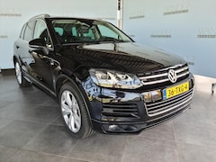 Volkswagen Touareg - 3.0 V6 TDI 245pk BMT Highline R-line