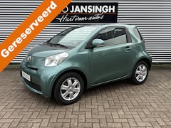 Toyota iQ - 1.0 VVTi Aspiration automaat | Airco | PDC | LM Velgen | Navigatie | Allseason banden | Bl