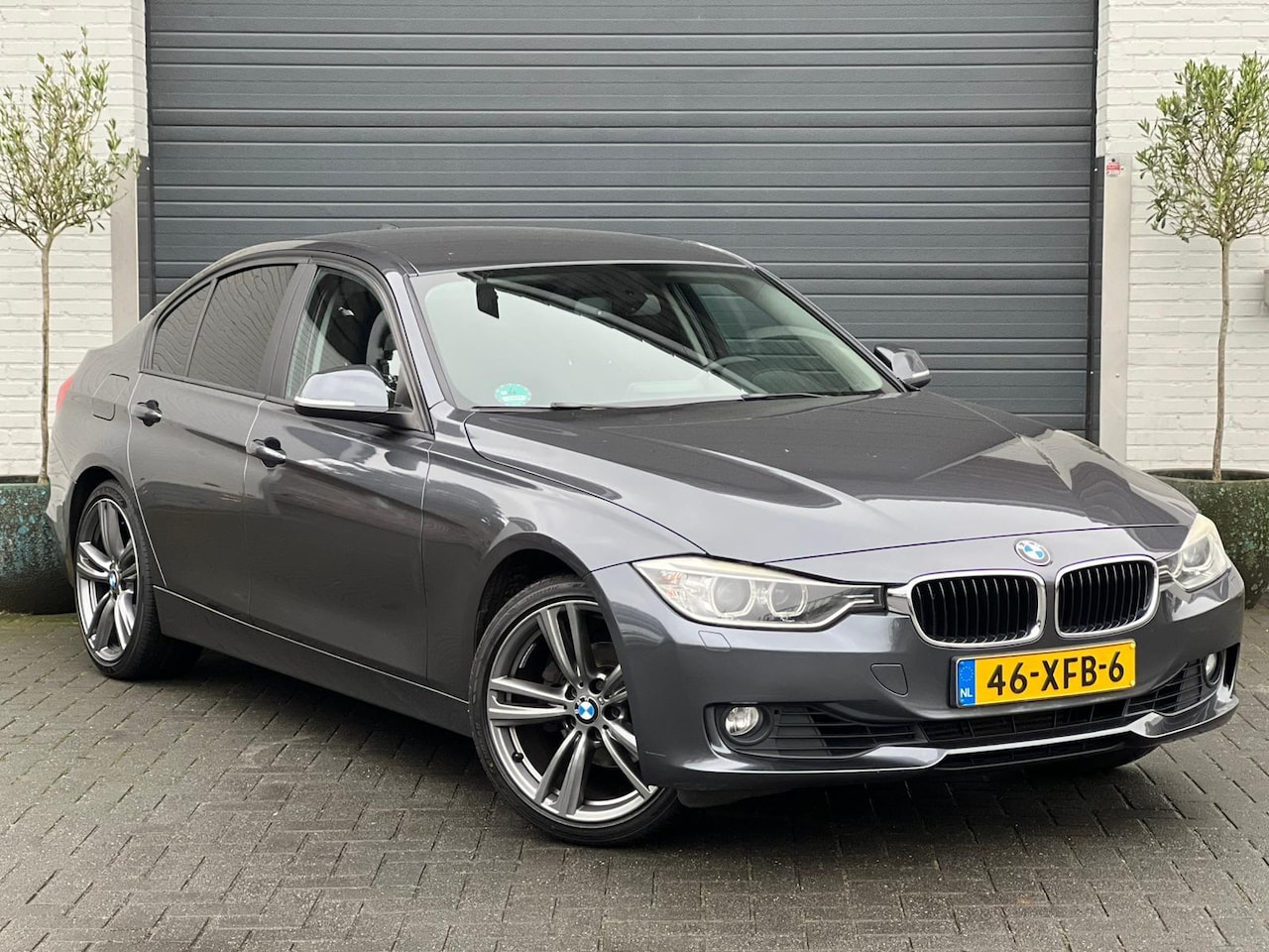 BMW 3-serie - 320i Executive|M-velgen|Aut.|Erg Nette Auto|Goed Onderhouden| - AutoWereld.nl