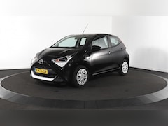 Toyota Aygo - 1.0 VVT-i x-play |Camera | Carplay | NAP | 5- Deurs | Elektrische ramen | Bluetooth | Airc