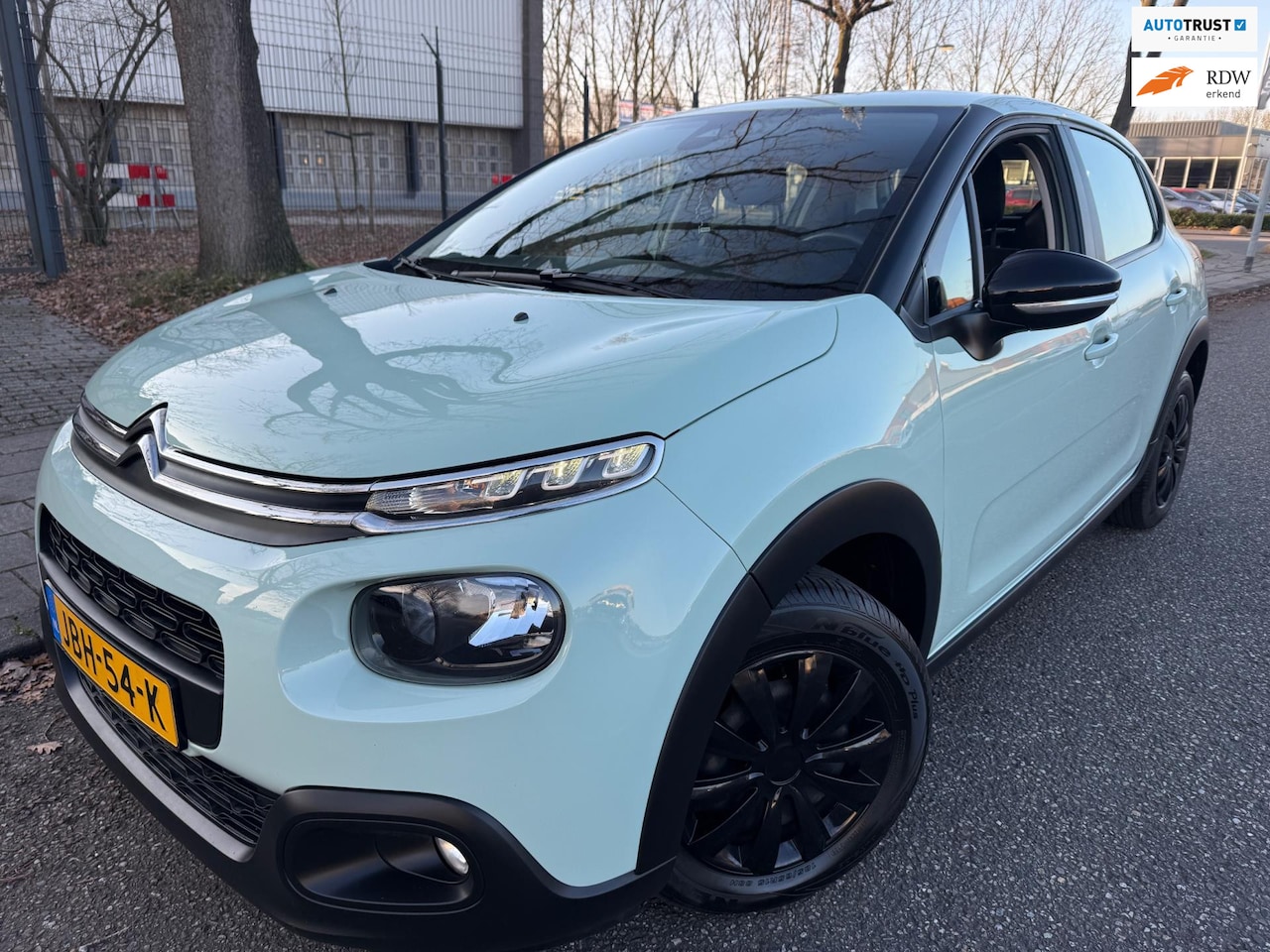 Citroën C3 - 1.2 PureTech Live EDITION 2020 LED CARPLAY CLIMA LANE ASSIST - AutoWereld.nl