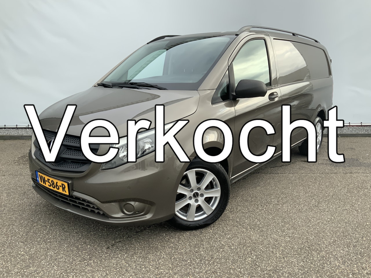 Mercedes-Benz Vito - 116 CDI MARGE ! Lang Automaat Airco Cruise 3 Zits Camera Alu Velg Trekhaak 2500 kg Euro 5 - AutoWereld.nl