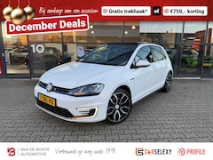 Volkswagen Golf - 1.4 TSI GTE *Schuif-/Kanteldak & Navigatie