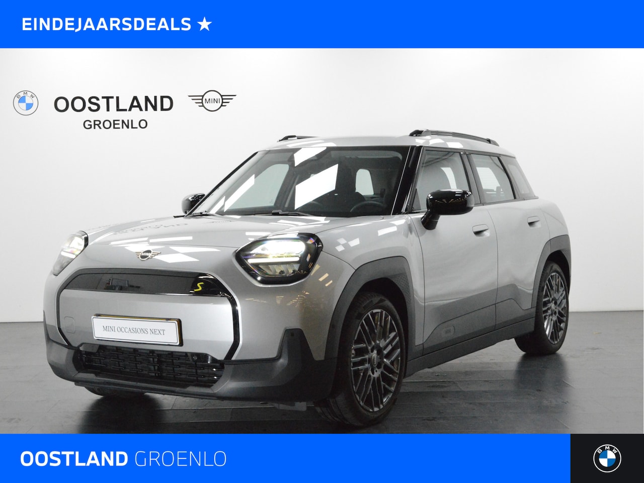 MINI Aceman - SE Essential / LED / Parking Assistant / 18" Night Flash Spoke Grey - AutoWereld.nl