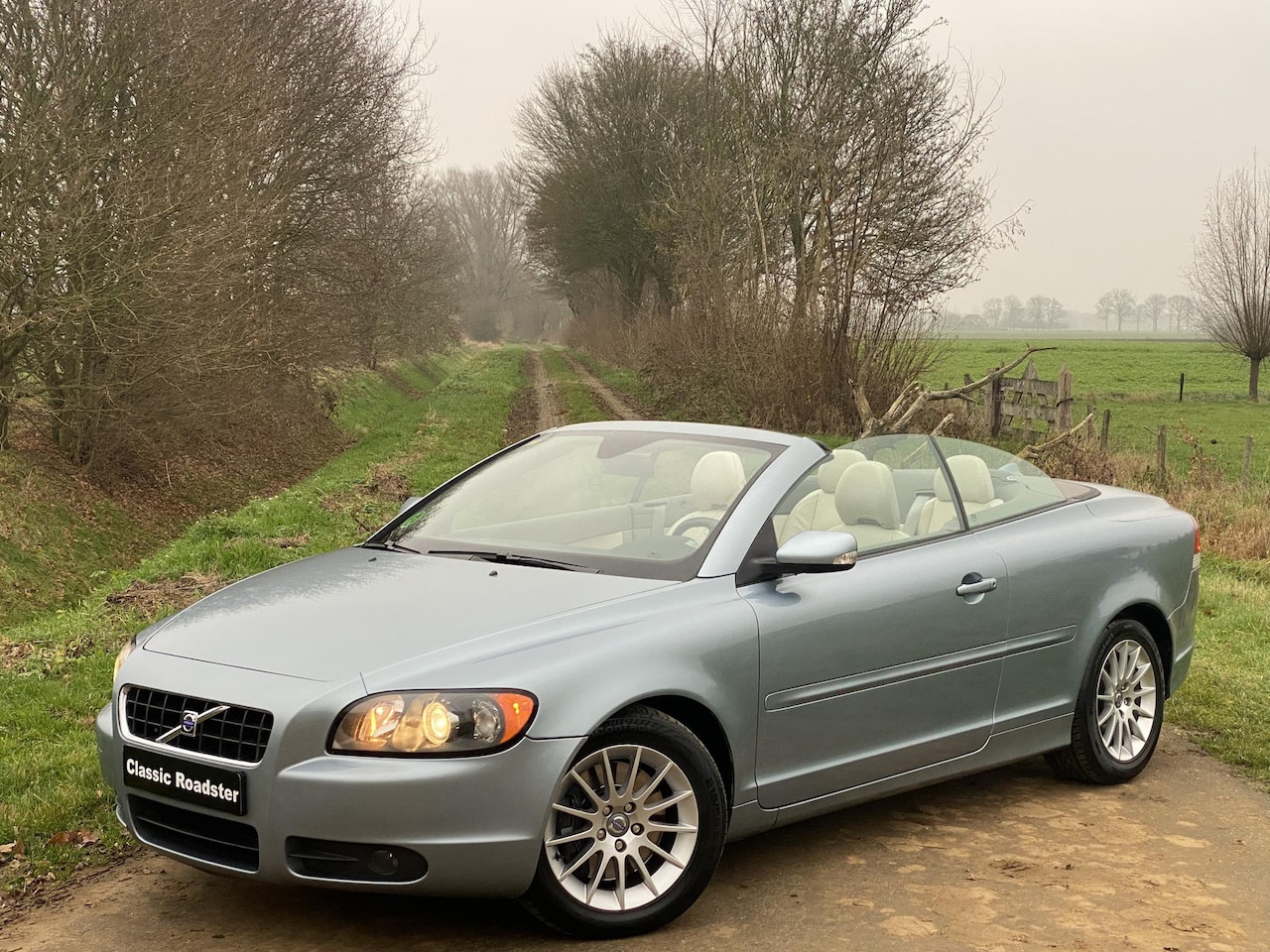 Volvo C70 Convertible - 2.4 Momentum 2.4 MOMENTUM, AUTOMAAT, 20.754KM, 1STE EIGENAAR - AutoWereld.nl