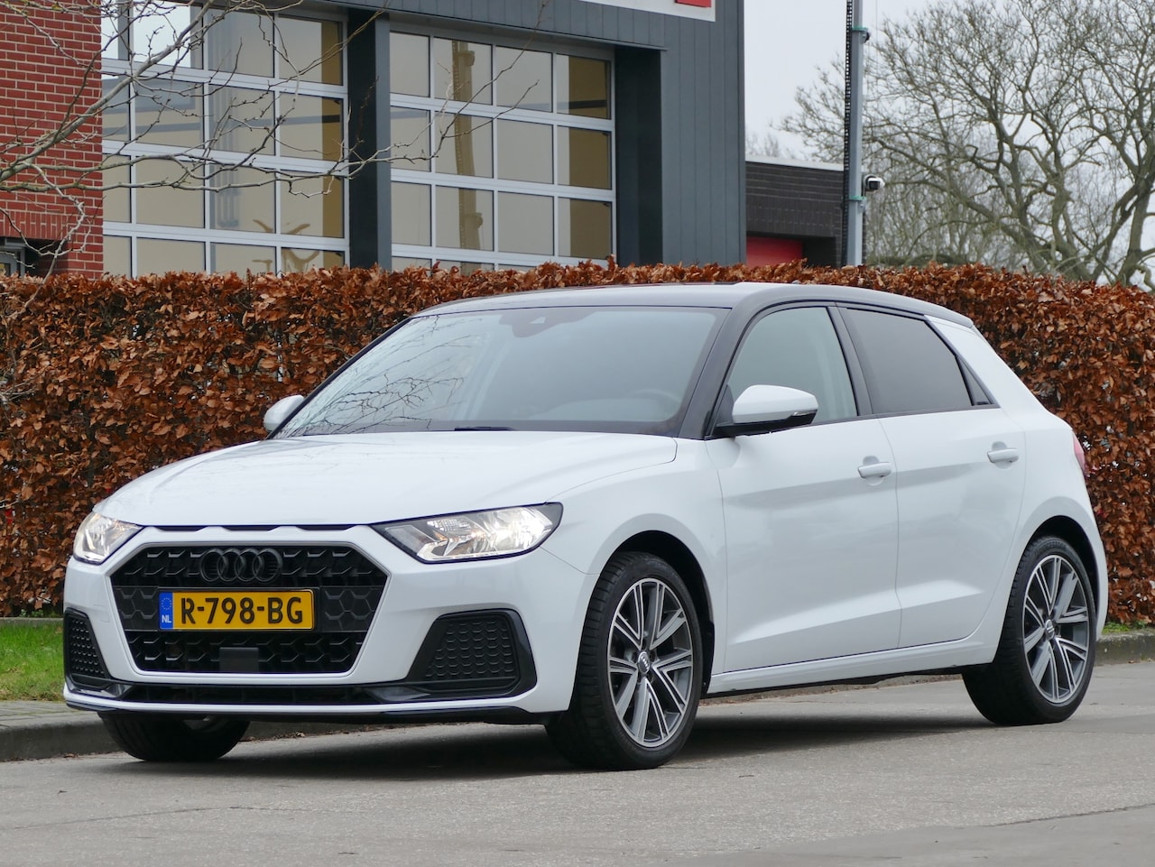 Audi A1 Sportback - 25 TFSI Pro Line S | stoelverwarming | Apple Carplay/Android auto - AutoWereld.nl
