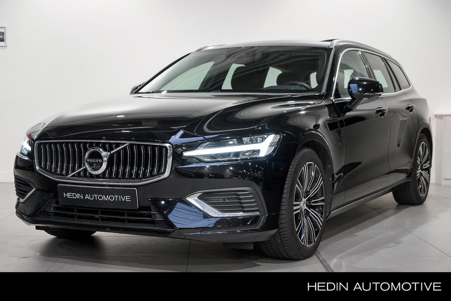 Volvo V60 - 2.0 T6 Recharge AWD Inscription 360gr Rondomzicht Camera| Leder Interieur | Elek Verstelba - AutoWereld.nl