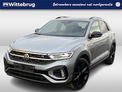 Volkswagen T-Roc - 1.5 TSI 150pk R-Line Black Style DSG Automaat Panoramadak / IQ LED / Navigatie / Digital C