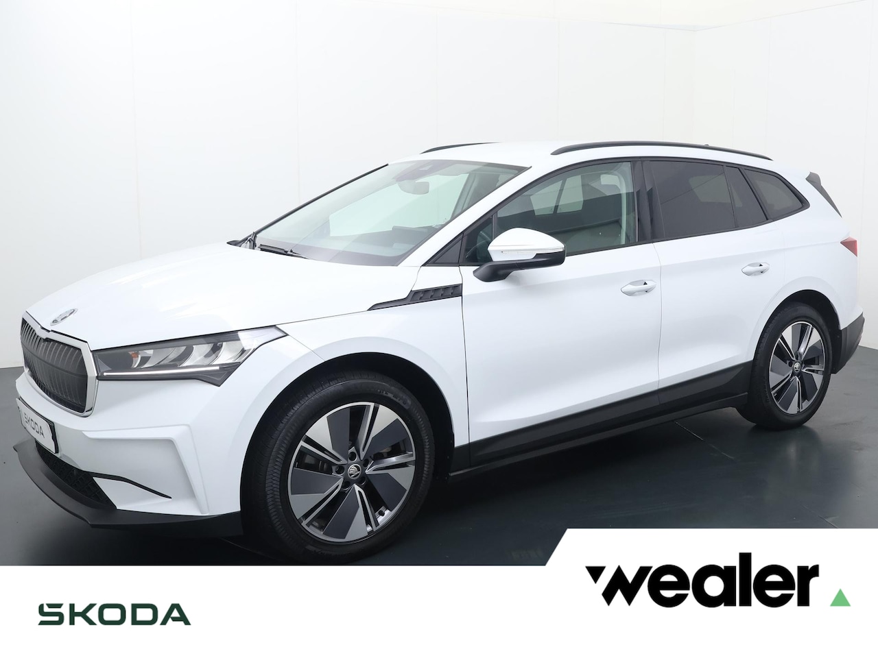 Skoda Enyaq iV - 60 | 180 PK | SoH 90% | Voorstoelen verwarmd | Navigatiesysteem | Climate control | - AutoWereld.nl