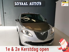 Lancia Y(psilon) - Ypsilon 0.9 TwinAir Platinum | AIRCO | TREKHAAK | ELEK.RAMEN | NAP | APK