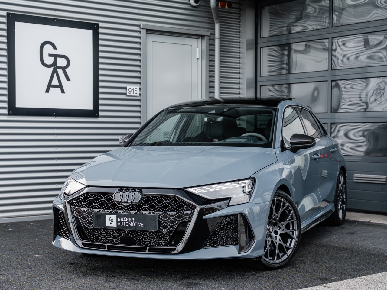 Audi RS3 - Sportback 2.5 TFSI quattro | Keramisch | Carbon | Head-up | Sonos - AutoWereld.nl
