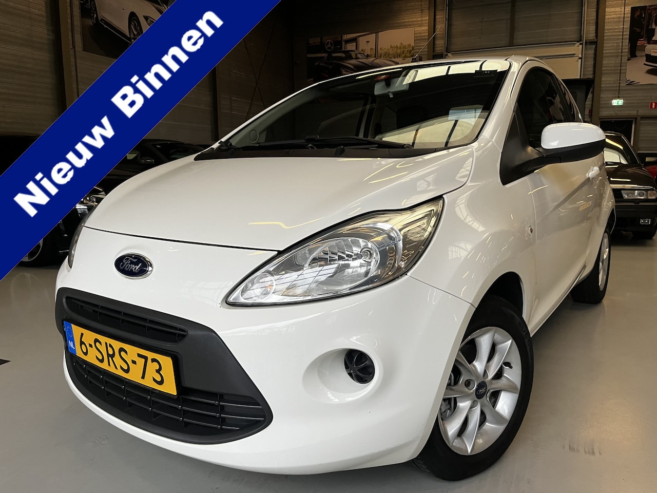 Ford Ka - 1.2 Style start/stop Airco, Leren bekleding - AutoWereld.nl