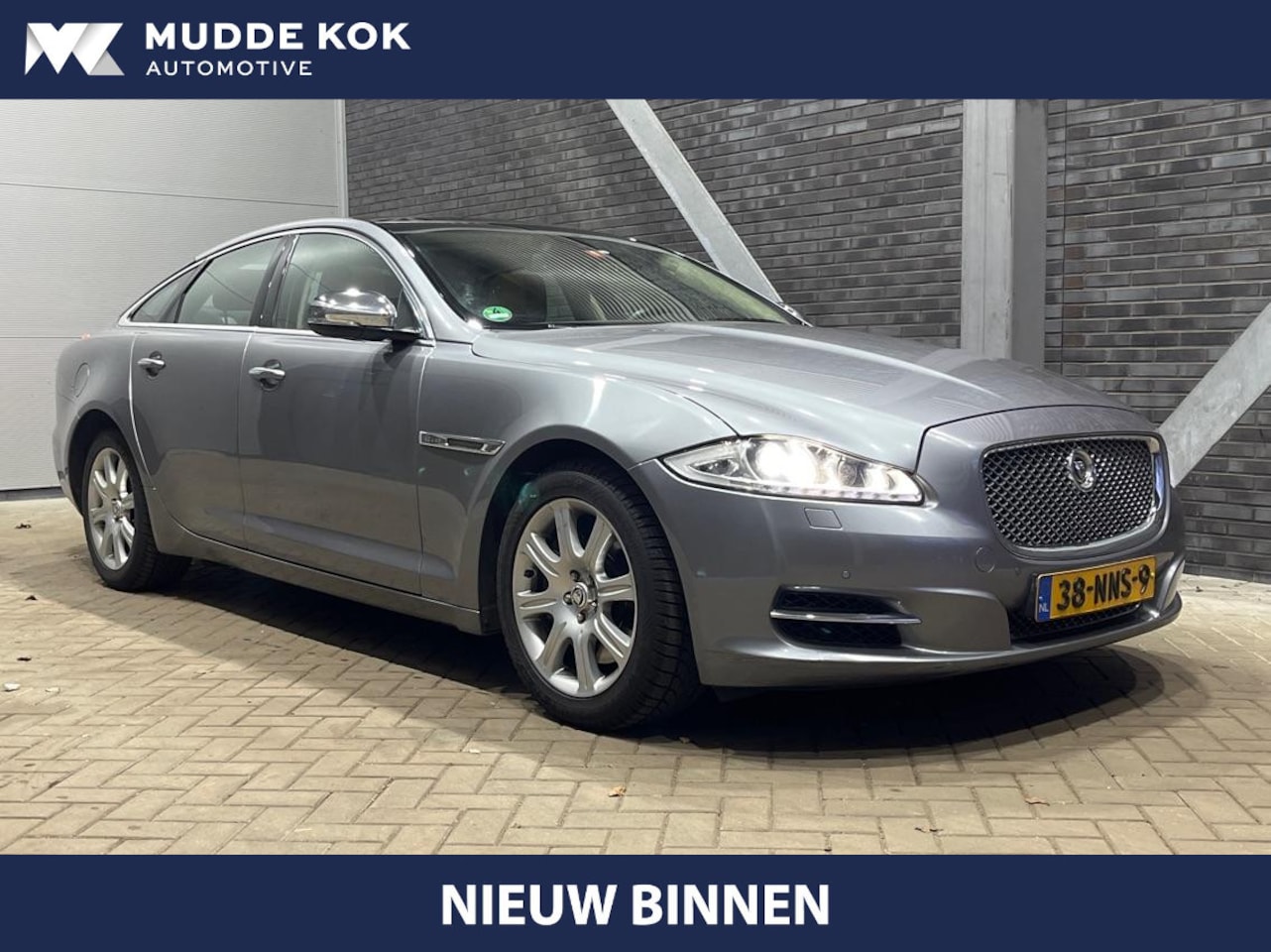 Jaguar XJ - 3.0 V6D Portfolio | Automaat | Panoramadak | Leder | Voorruitverwarming | Stoelverwarming - AutoWereld.nl