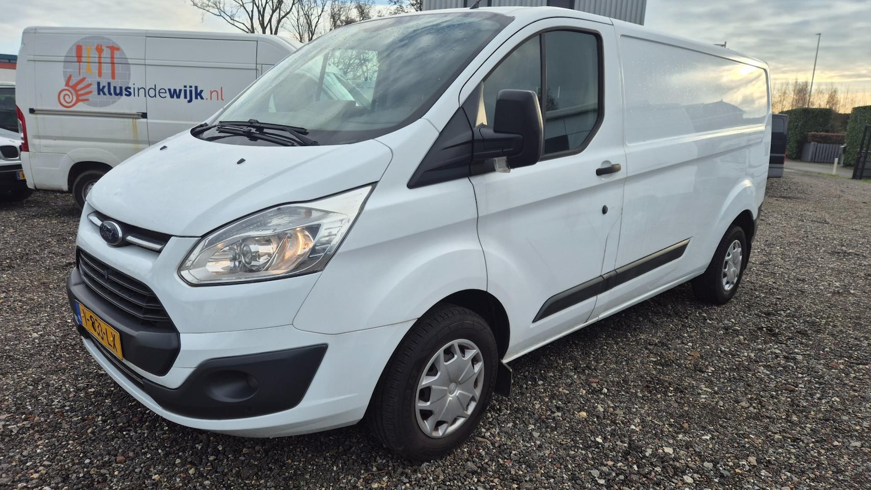 Ford Transit Custom - 310 2.0 TDCI L2H1 Trend heele mooi bus - AutoWereld.nl