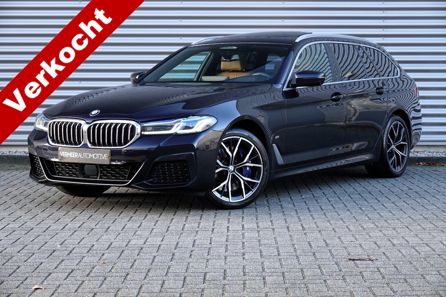 BMW 5-serie Touring - 540d xDrive High Executive Edition | M-Sport | Pano | Bowers & Wilkins | Massage | Scherme - AutoWereld.nl