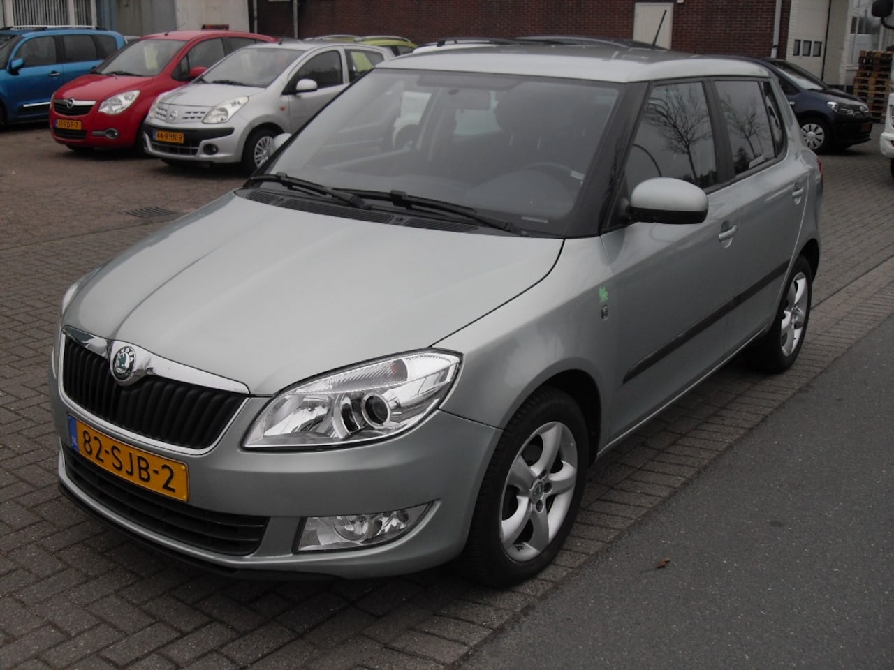 Skoda Fabia - 86000 km 1.2 TSI Tour apk 12.26 - AutoWereld.nl