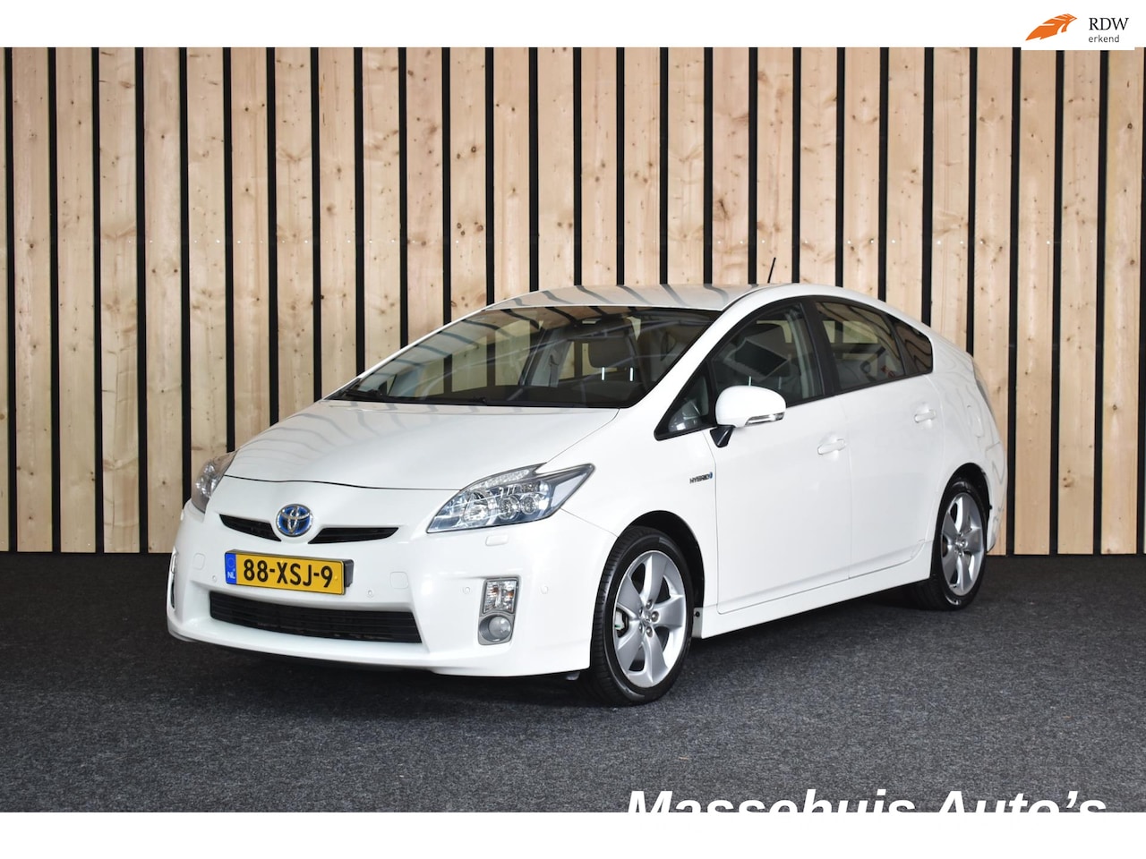 Toyota Prius - 1.8 Dynamic Trekhaak Camera Cruise Airco + Nwe APK - AutoWereld.nl