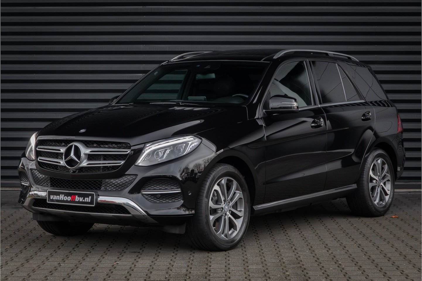 Mercedes-Benz GLE-Klasse - 500 e 4MATIC Luchtvering - Trekhaak - AutoWereld.nl