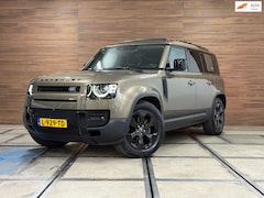 Land Rover Defender 110 - 2.0 D240 110 SE | Pano | Leer | Trekhaak | Memory | 360° Camera | Meridian | Luchtvering