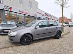 Volkswagen Golf - 1.4 TRENDLINE / Airco / Cruise Control /