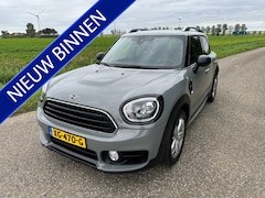 MINI Countryman - 1.5 Aut Navigatie/PDC/Keyless/Carplay
