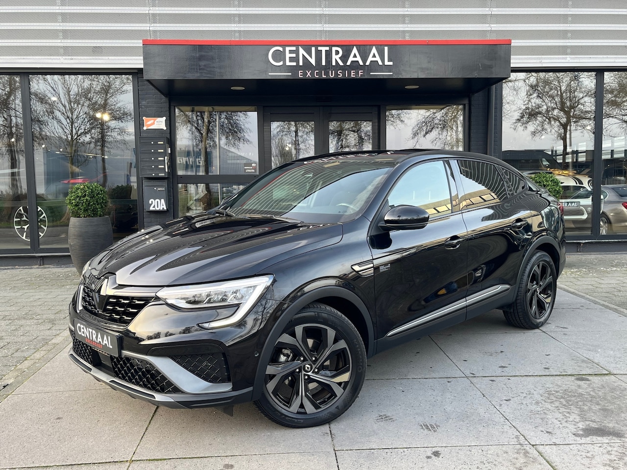 Renault Arkana - 1.6 E-Tech hybrid 145 E-Tech engineered|Carbon|Camera|ACC|Leder|Carplay|Keyless - AutoWereld.nl