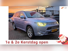 Mitsubishi Outlander - 2.0 PHEV Instyle+ 2e eigenaar Automaat leerbekeleding stoelverwarming open dak cruis contr