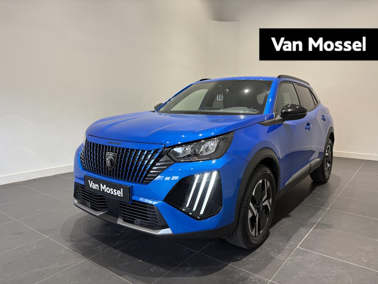 Peugeot 2008 - 1.2 PureTech 130 Allure | Automaat | Climate control | Apple Carplay/Android Auto | Parkee - AutoWereld.nl