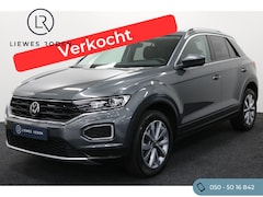 Volkswagen T-Roc - 1.5 TSI Style Business (Automaat) + Trekhaak