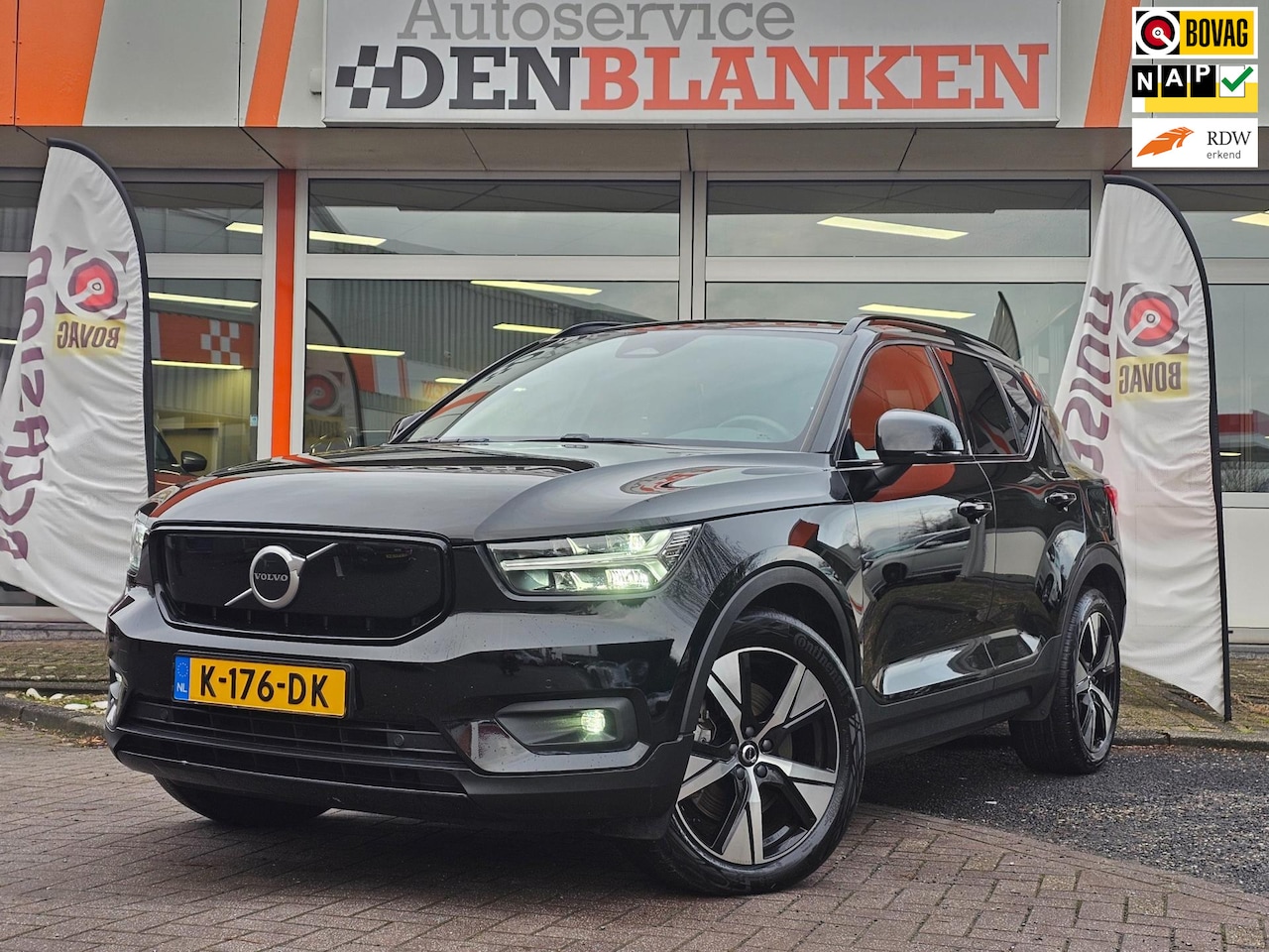 Volvo XC40 - Recharge P8 AWD R-Design BJ.11-2020 / Panodak / Led / Camera / Half Leder / 19"Lmv !! - AutoWereld.nl