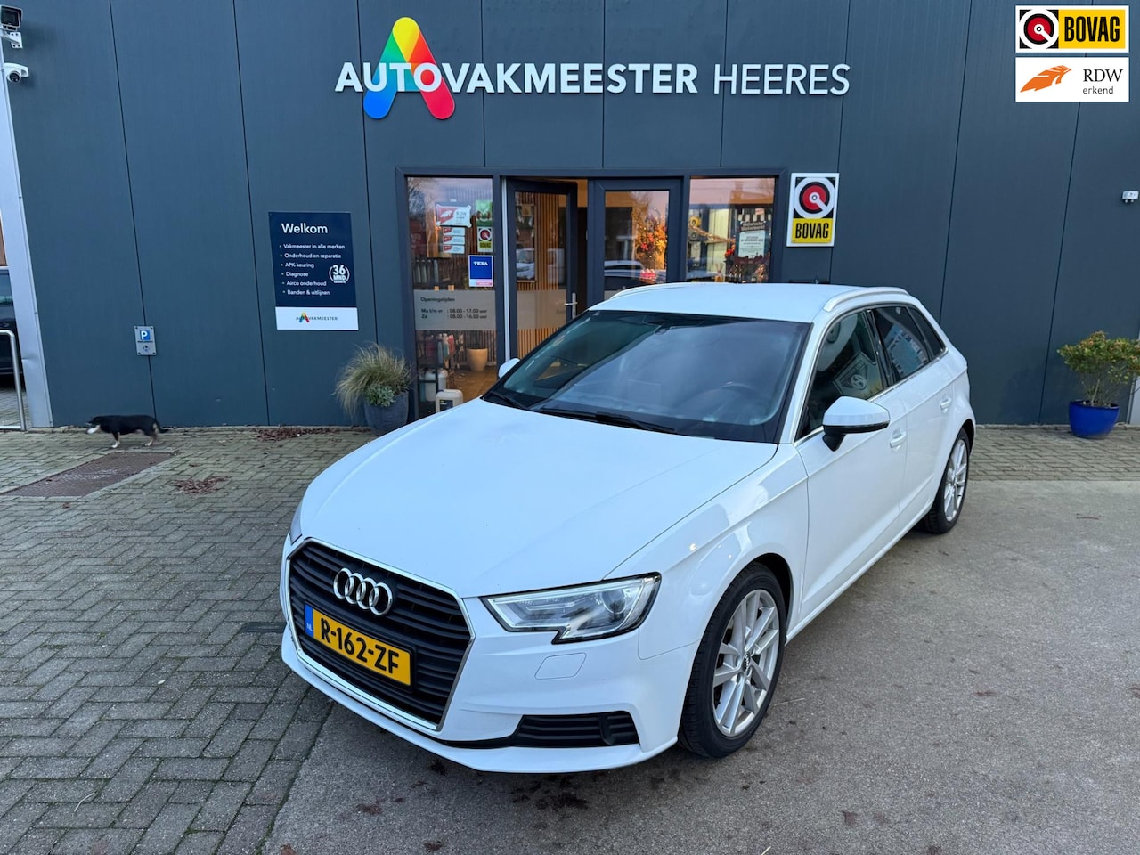 Audi A3 Sportback - 35 TFSI CoD Sport S Line Edition 35 TFSI CoD Sport S Line Edition - AutoWereld.nl