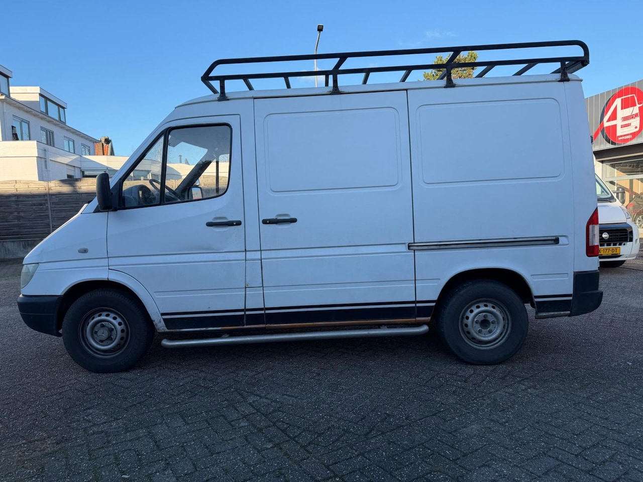 Mercedes-Benz Sprinter - 208CDI,60kw/82pk,6-2005,179.698km - AutoWereld.nl
