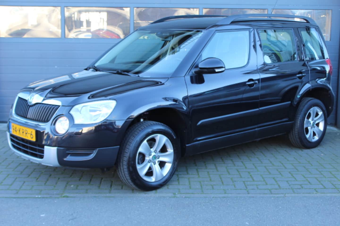 Skoda Yeti - 1.2 TSI Ambition 1e eig, Dealer onderhouden , Climate , Cruise, LM Velgen - AutoWereld.nl