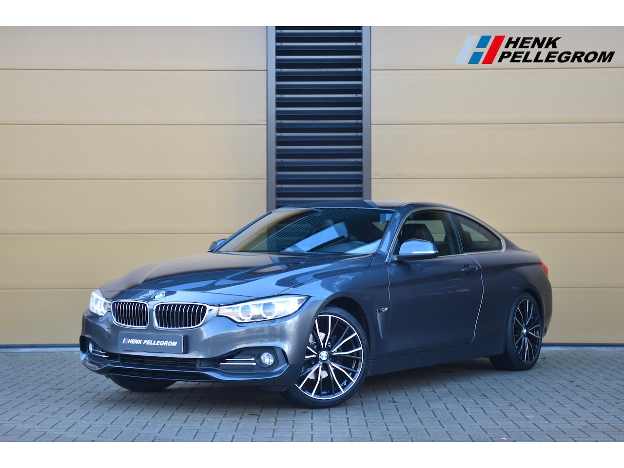 BMW 4-serie Coupé - 420i High Executive * Head-up * 19 inch lm * Sportstoel * Rondom Camera * - AutoWereld.nl