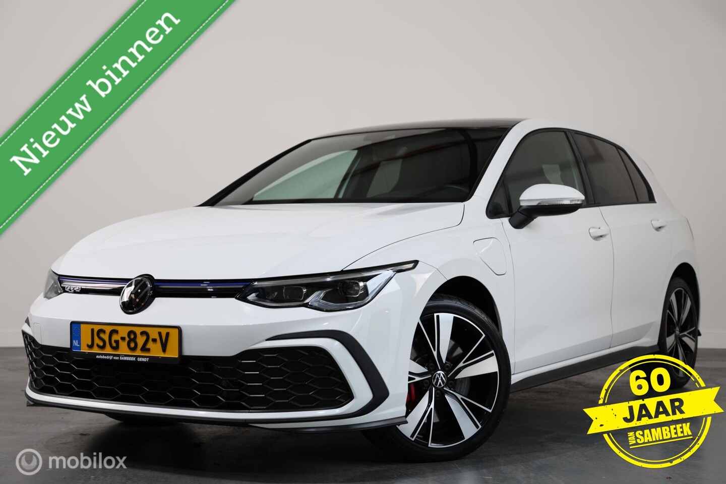 Volkswagen Golf - 1.4 GTE-PANO-WINTER-SPORTSTOELEN-CARPLAY-CAMERA - AutoWereld.nl