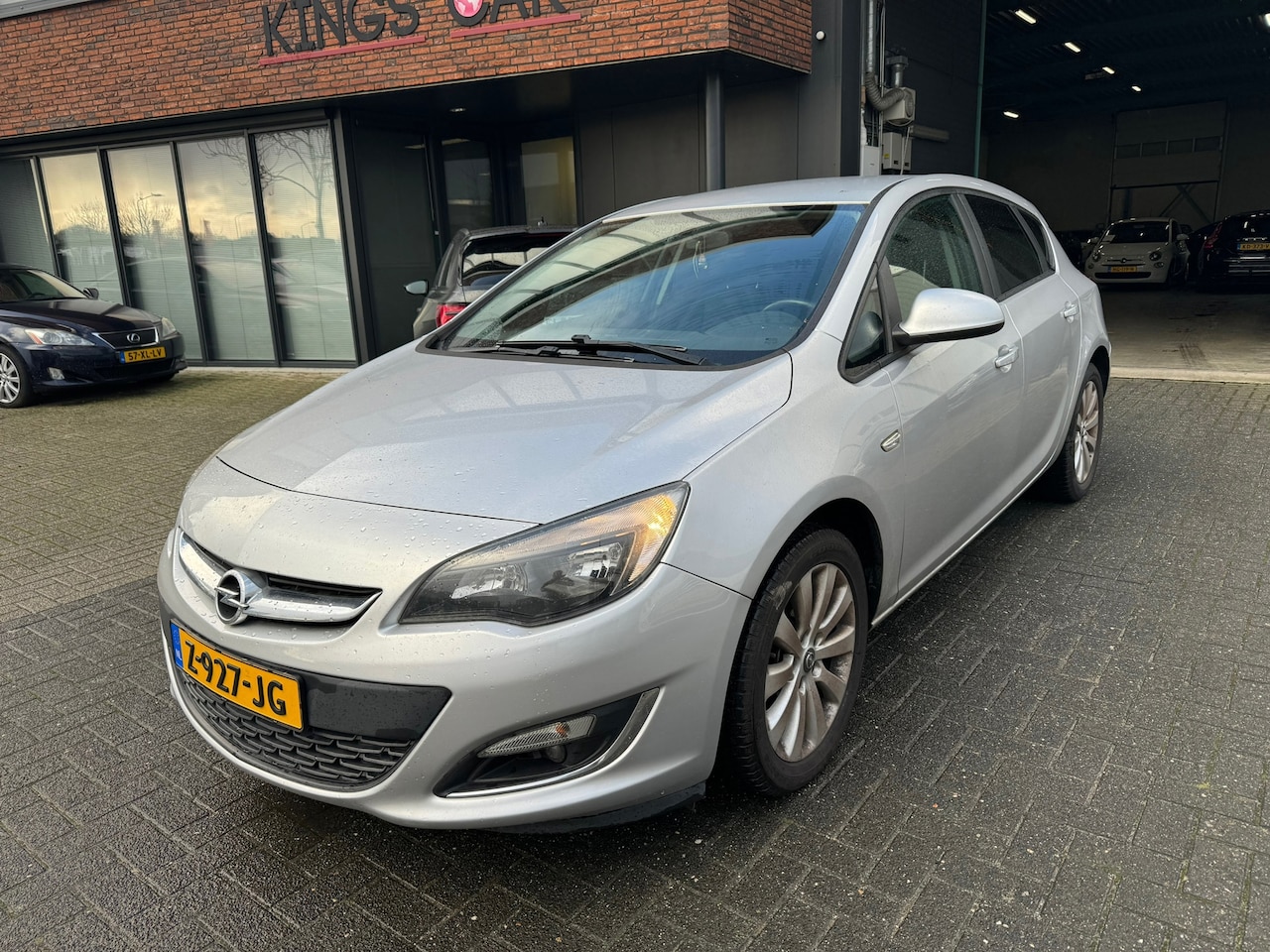 Opel Astra - 1.6 Turbo Cosmo AUTOMAAT CLIMA LMV 180PK - AutoWereld.nl