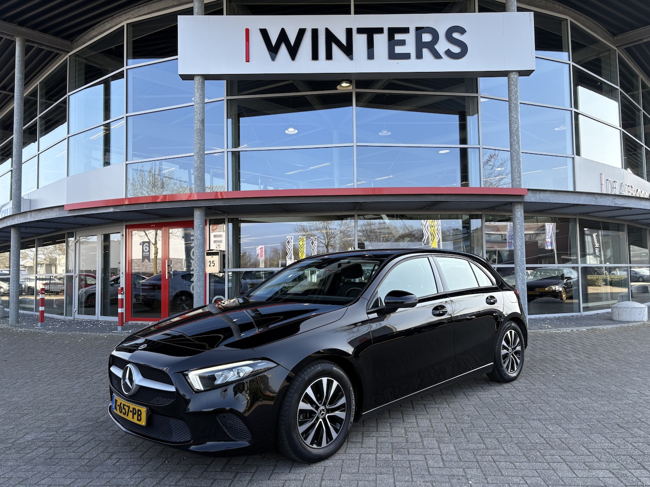 Mercedes-Benz A-klasse - 180 Business Solution | Navigatie | Camera | Stoelverwarming | Cruise Control | Climate Co - AutoWereld.nl