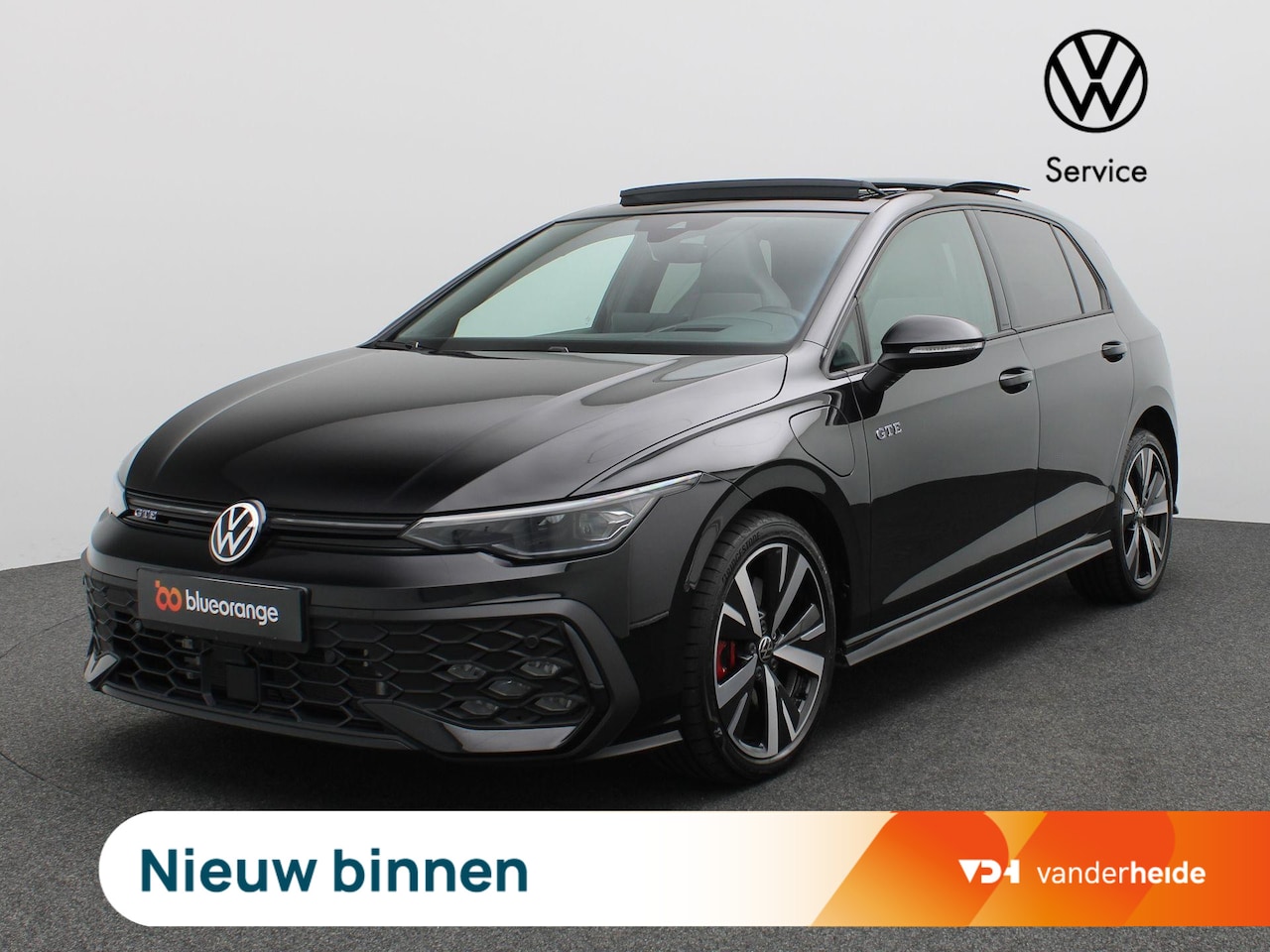 Volkswagen Golf - 1.5 eHybrid GTE 272PK DSG Pano-Schuifdak, Leder, Trekhaak, Head-up Display, Black Style, M - AutoWereld.nl