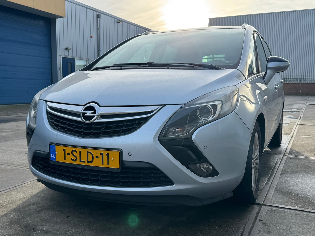 Opel Zafira Tourer - 1.6 CDTI Design Edition 1.6 CDTI Design Edition - AutoWereld.nl