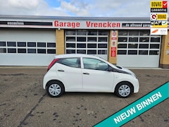 Toyota Aygo - 1.0 VVT-i x