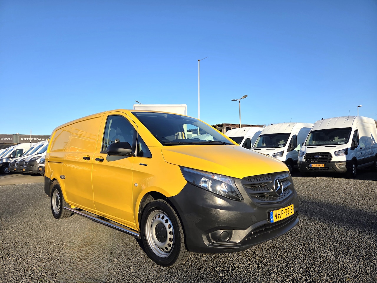 Mercedes-Benz eVito - eVito Lang Launch Edition 41 kWh Airco ZONDER KRASSEN OF DEUKEN - AutoWereld.nl