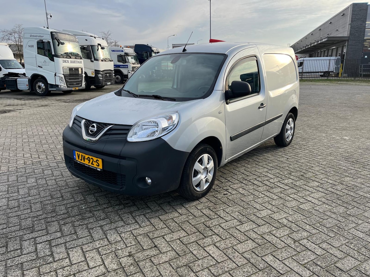 Nissan NV250 - 1.5 CDI L1 H1 Acenta, Euro 6, Airco, nav. - AutoWereld.nl