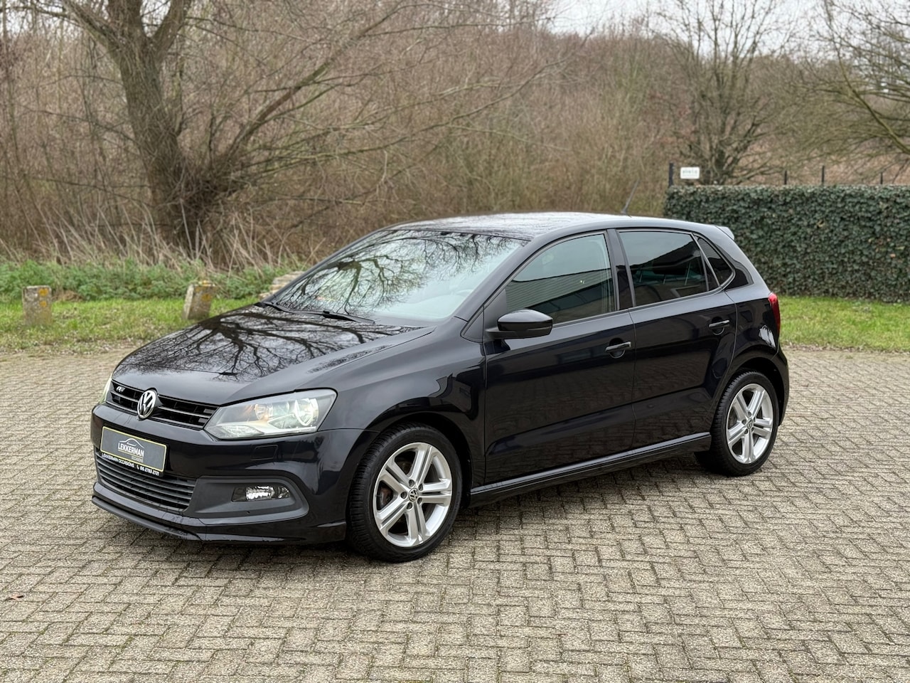 Volkswagen Polo - 1.4-16V Highline R-LINE I UNIEK I ALCANTARA I WEINIG KM I UNIEK - AutoWereld.nl
