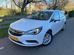 Opel Astra Sports Tourer - 1.4 Online Edition PDC Trekhaak